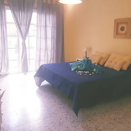 Hogar De Los Suenos * Vecindario (Gran Canaria)